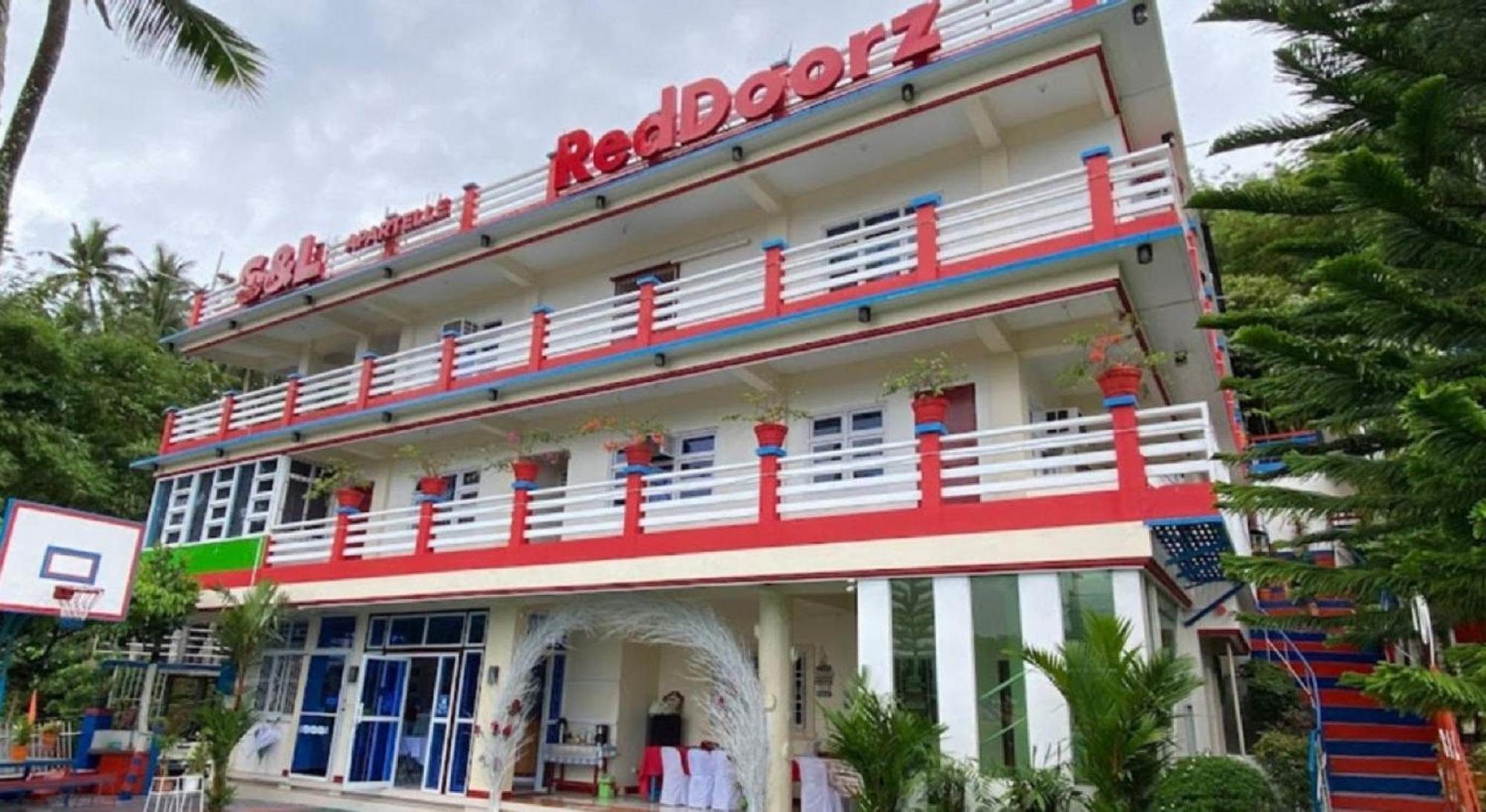 Hotel Reddoorz At S & L Apartelle Daraga Albay Legazpi Exteriér fotografie